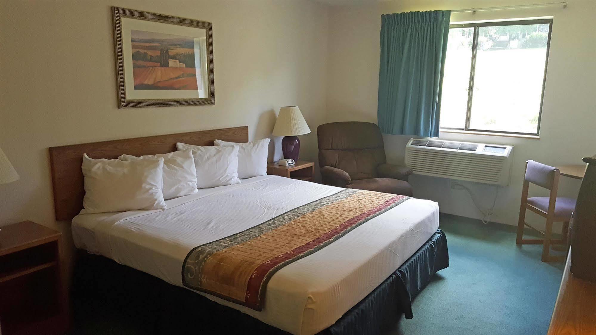 Americas Best Value Inn & Suites Cassville Roaring River Dış mekan fotoğraf