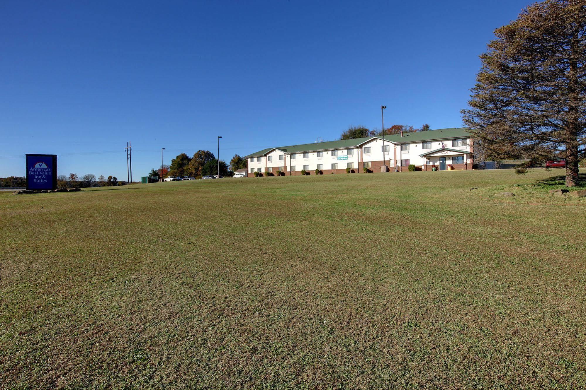 Americas Best Value Inn & Suites Cassville Roaring River Dış mekan fotoğraf