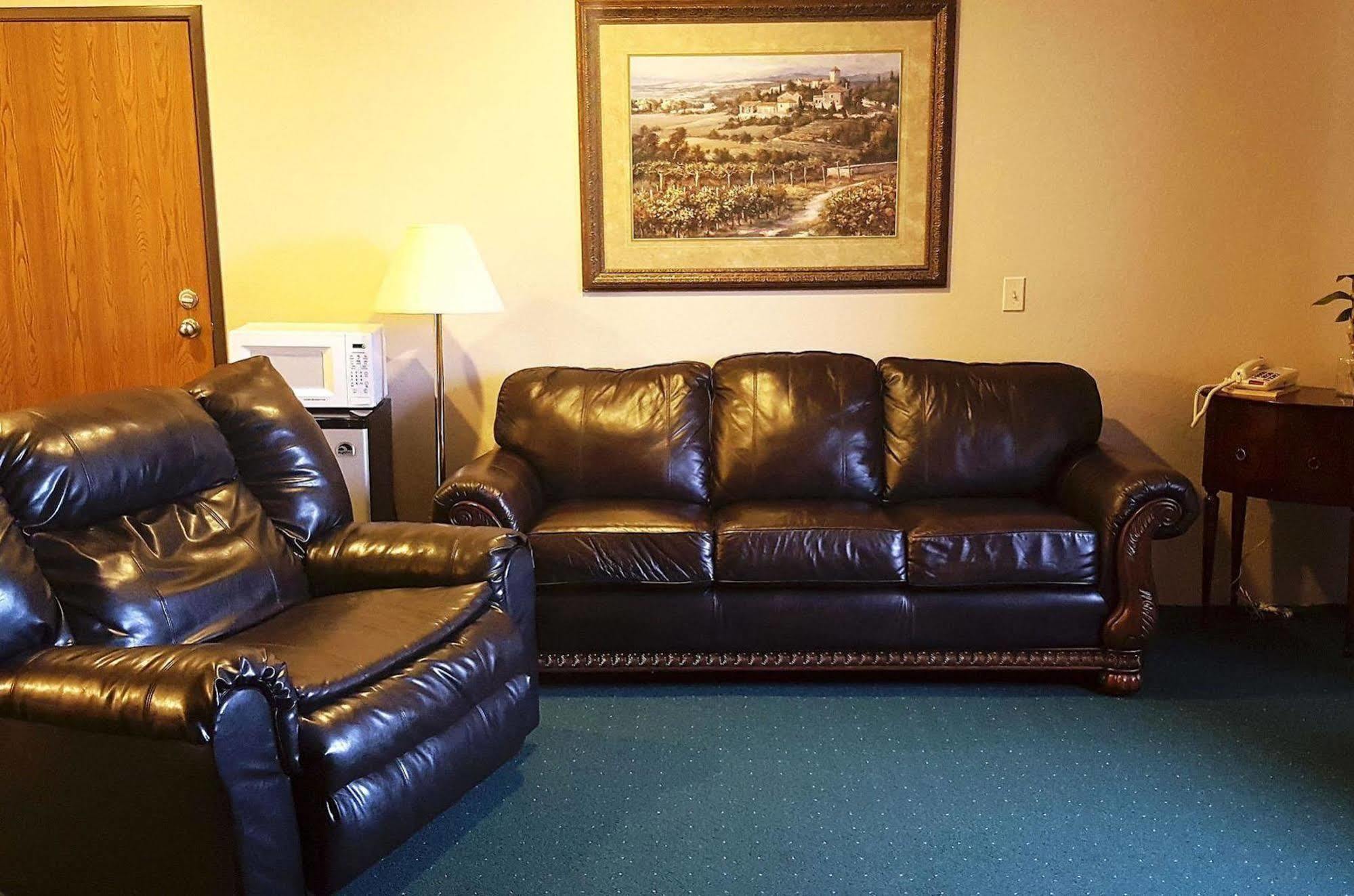 Americas Best Value Inn & Suites Cassville Roaring River Dış mekan fotoğraf