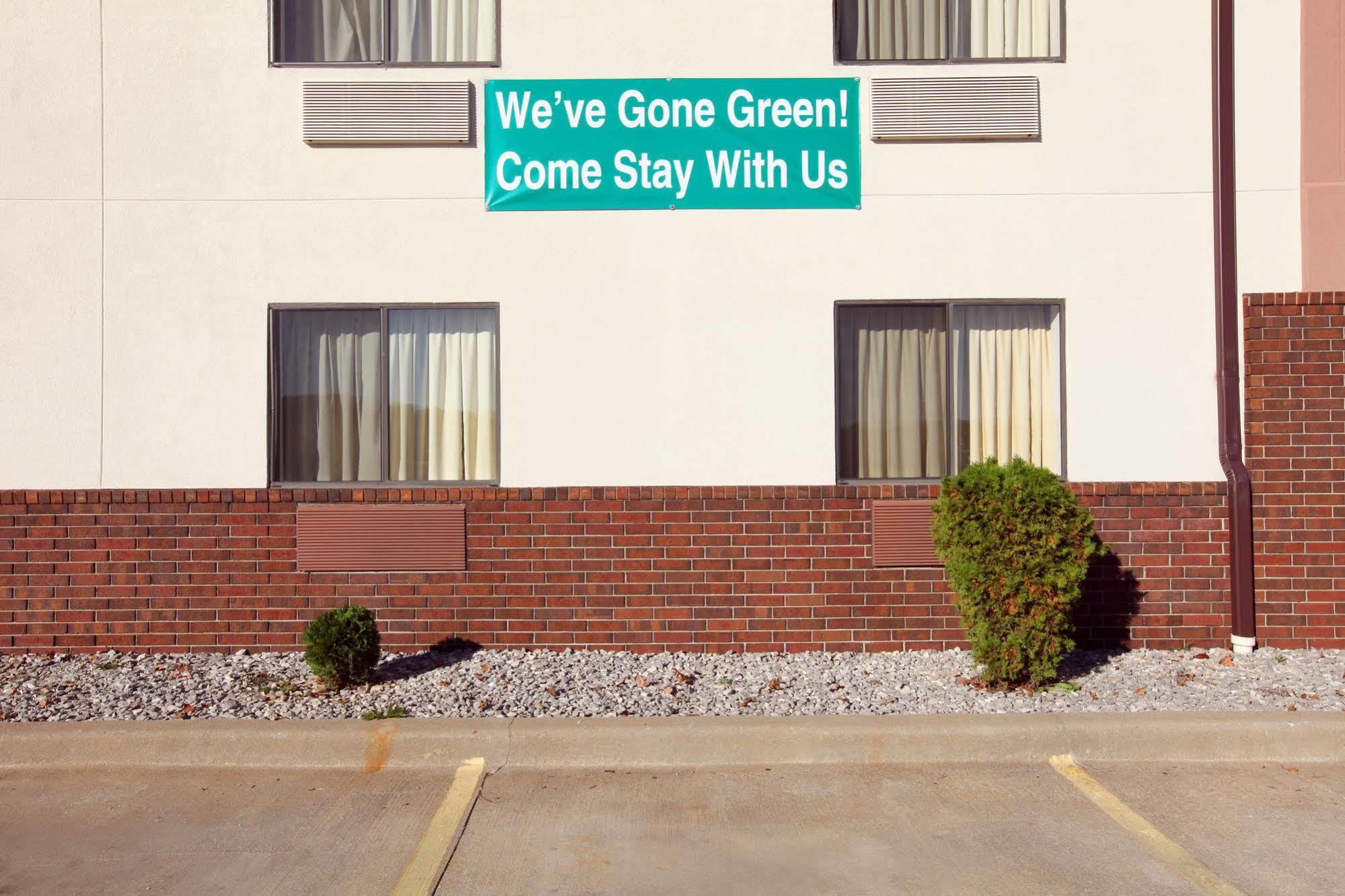 Americas Best Value Inn & Suites Cassville Roaring River Dış mekan fotoğraf
